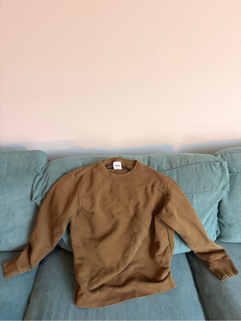 ZARA Men’s Olive Green Crewneck Sweater